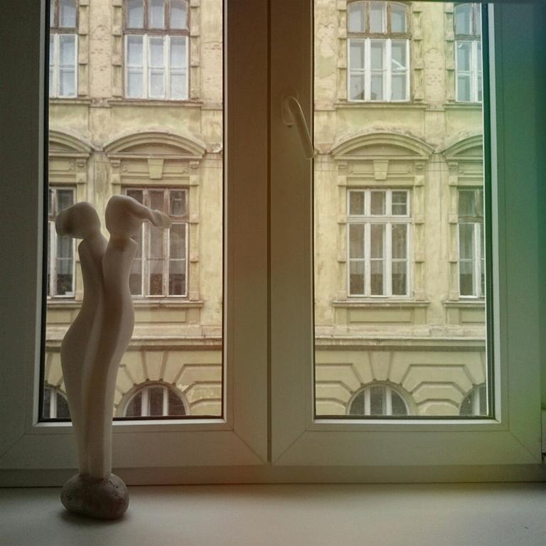 Magic Bus Hostel Lviv Bagian luar foto