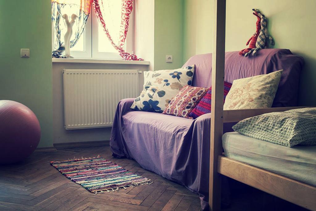 Magic Bus Hostel Lviv Bagian luar foto